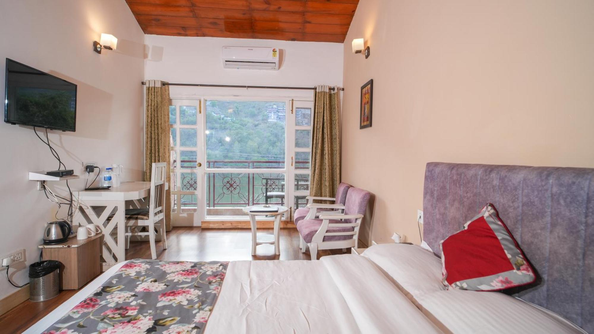 Neelesh Inn- A Luxury Lake View Hotel- 20 Kms From Nainital Bhimtal Exterior photo